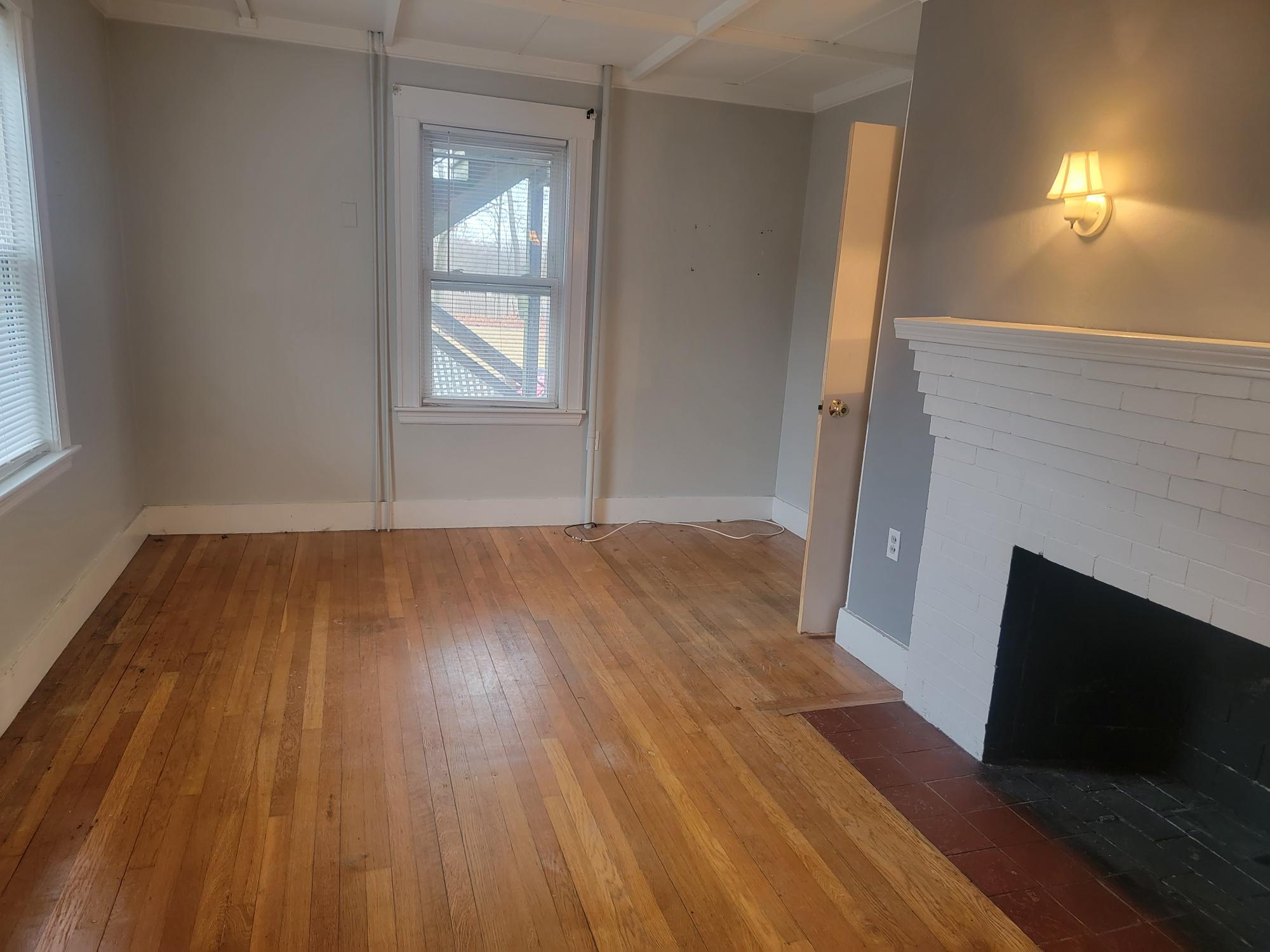 Building Photo - 1054 Washington St