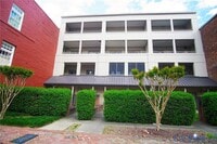 Building Photo - 215 N 19th St