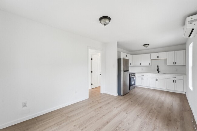 Building Photo - 8034 Record St