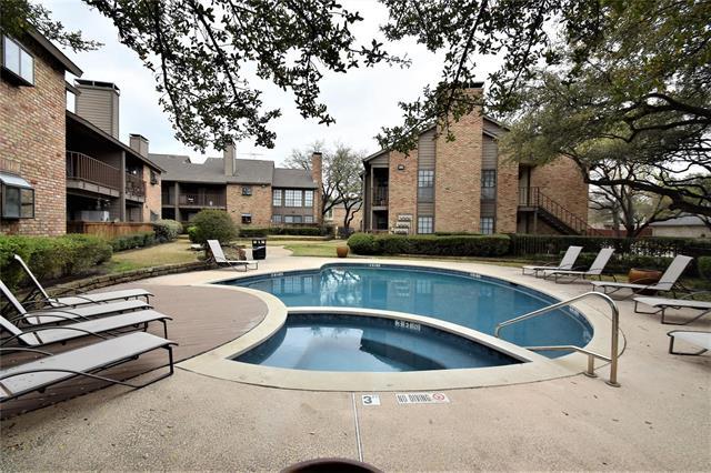 Building Photo - 15221 Berry Trail