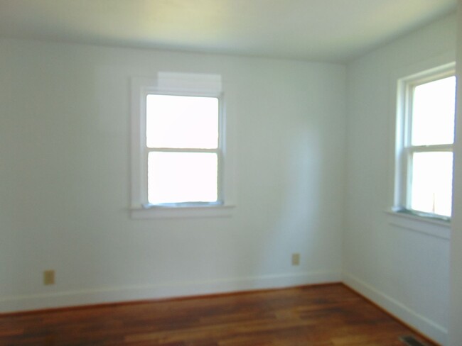 Building Photo - Pending Approved Application 3 bedroom, 2 ...