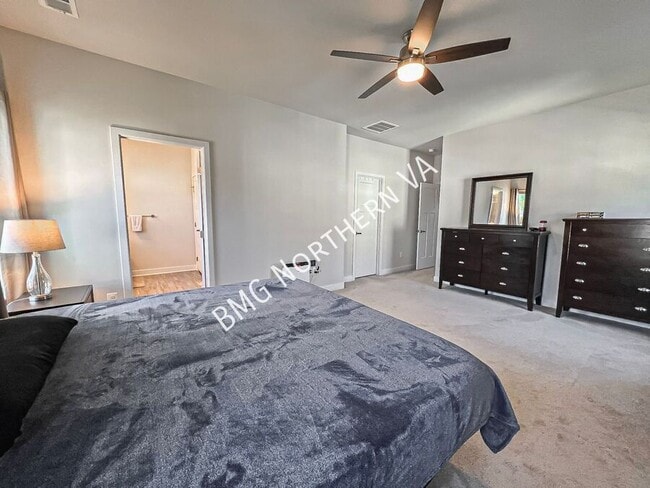 Building Photo - 7731 Blackburn Ridge Dr