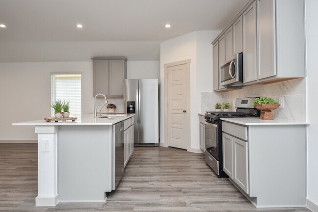 Building Photo - 7827 Sleek Flock Ln