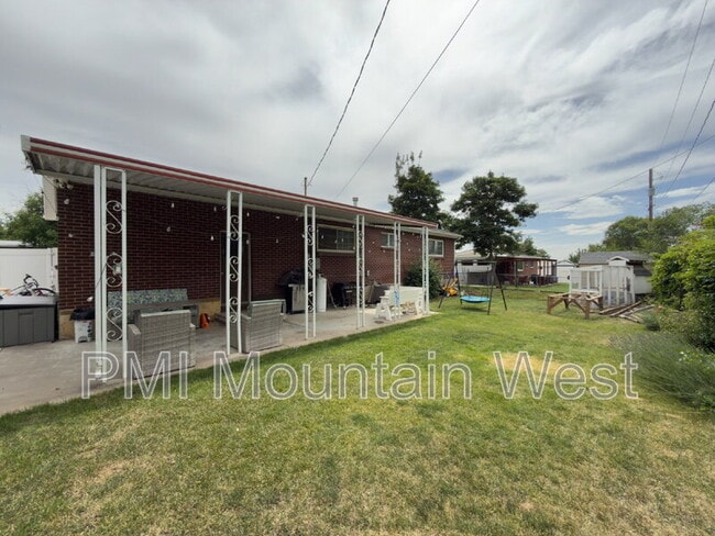Building Photo - 76 W 1300 S