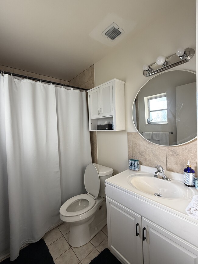 Bathroom - 506 Quincy Ave