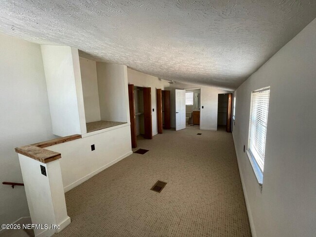 Building Photo - 231 Hopkins St