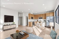 Building Photo - 3248 Clairemont Dr