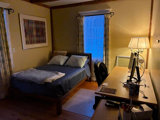 Building Photo - 2613 NH-25A