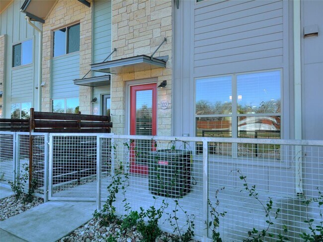 Building Photo - 7805 Cooper Ln