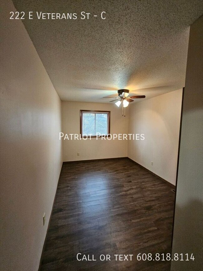 Building Photo - 222 E Veterans St