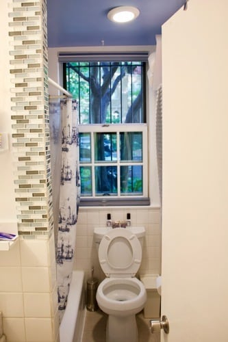Bathroom - 2032 Belmont Rd NW