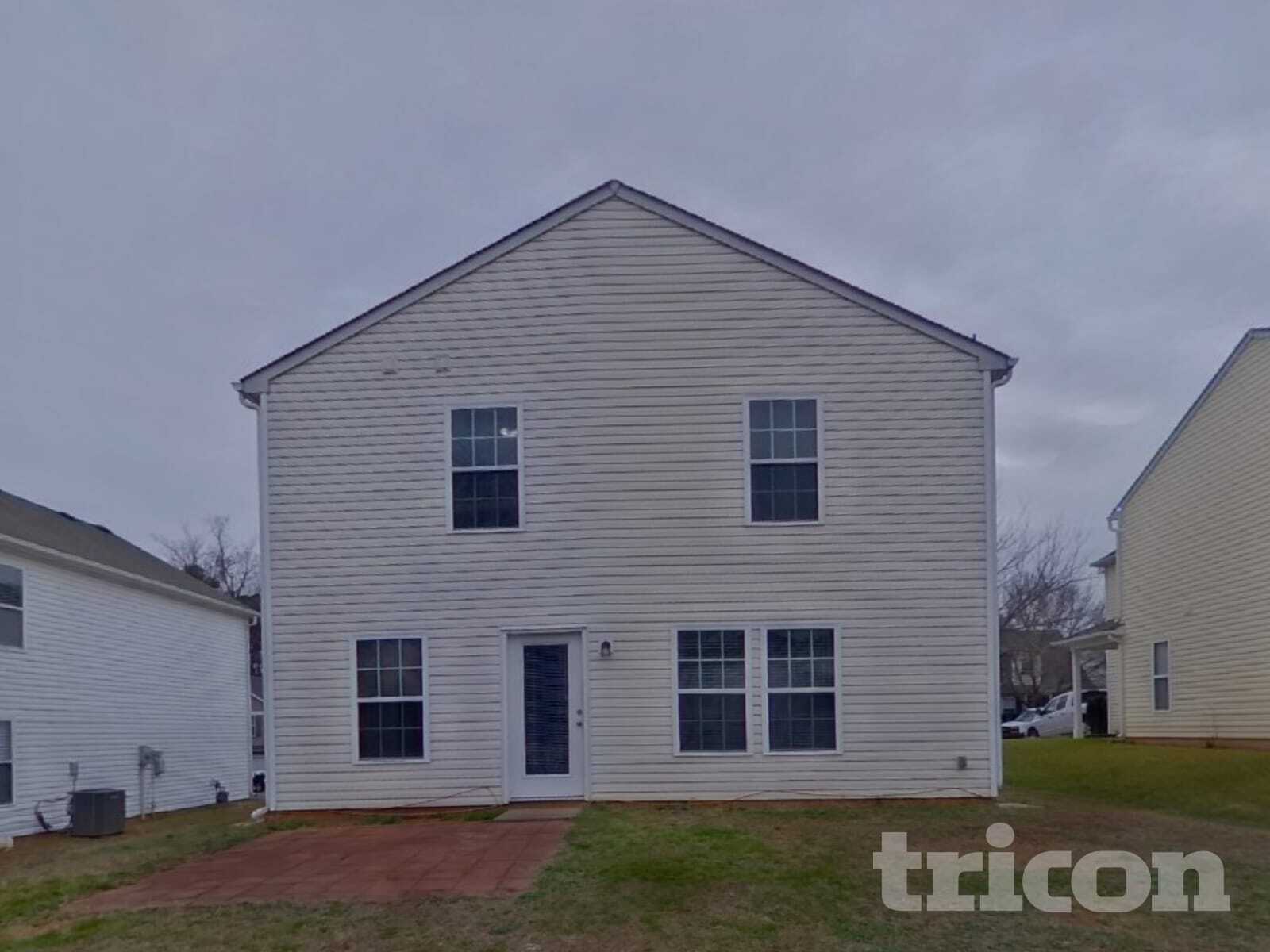 Building Photo - 907 Swearngan Ridge Ct