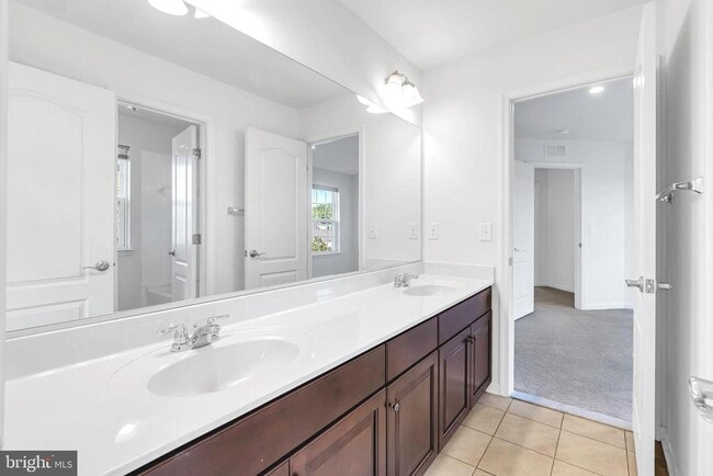 Building Photo - 40560 Aldie Springs Dr