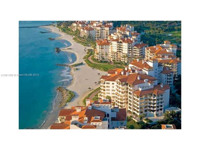 Building Photo - 19244 Fisher Island Dr