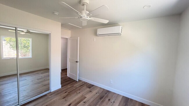 Building Photo - 2036 Primrose Way