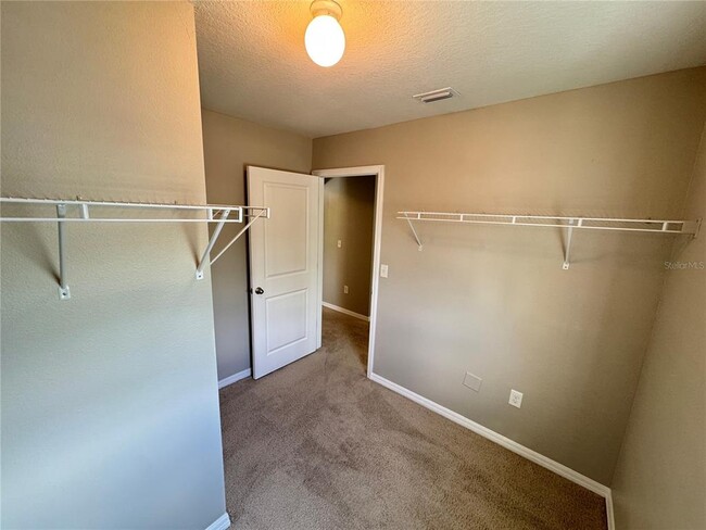 Building Photo - 1018 Ashentree Dr
