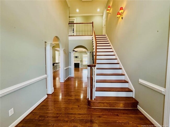 Building Photo - 262 Citadel Ct