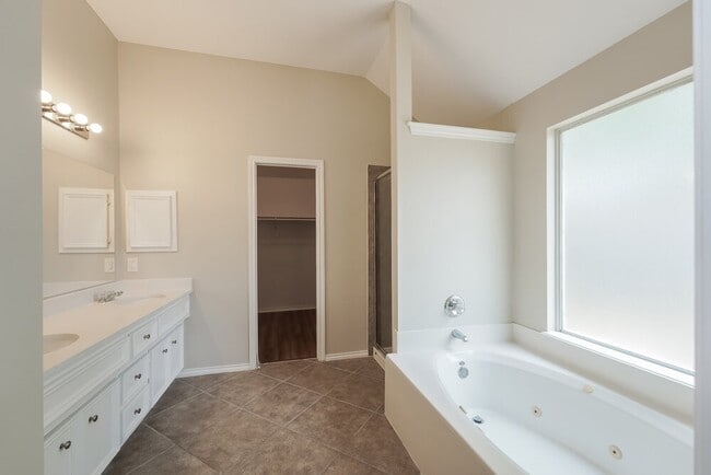 Building Photo - 17223 Verdant Willow Way