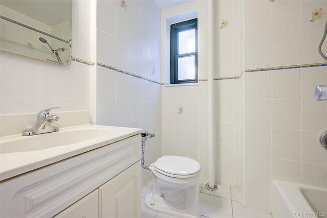 Building Photo - 34-40-40 79th St