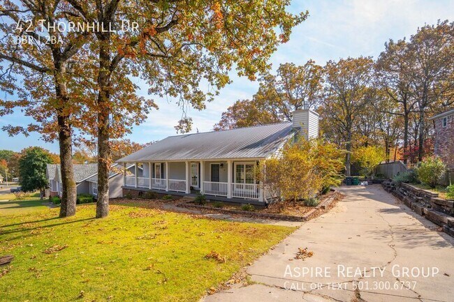 Building Photo - 42 Thornhill Dr