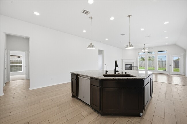 Building Photo - 20427 Noble Arabian Dr