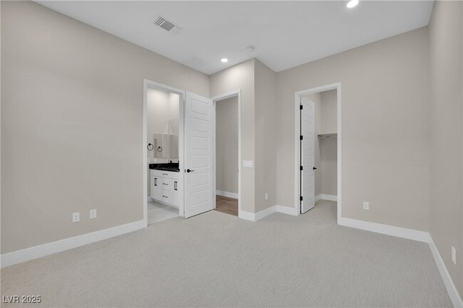 Building Photo - 11079 Rolling Vista Dr