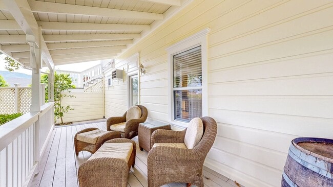 Building Photo - 1133 Edwards St