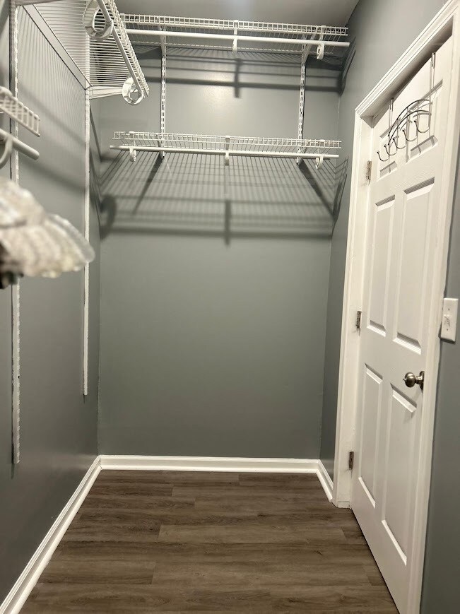 Building Photo - 2602 Glenbrook Ln