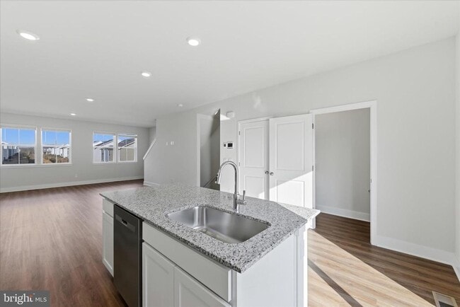 Building Photo - 133 Lakota St