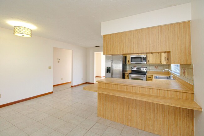 Building Photo - ** 2/2 HOME IN NAPLES PARK UNFURNISHED ** ...