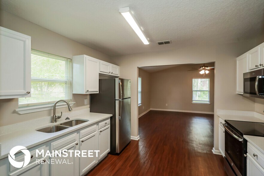 Building Photo - 5336 Kankakee Blvd
