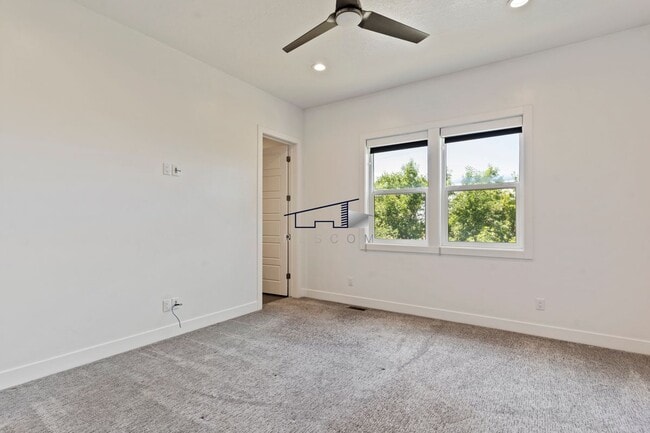 Building Photo - 378 Clark Cir