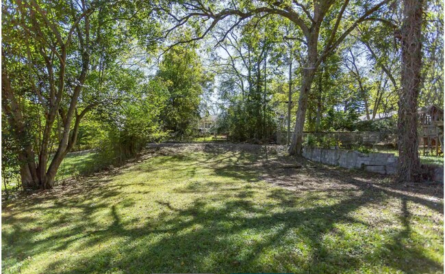 Building Photo - 1523 44th St Ensley