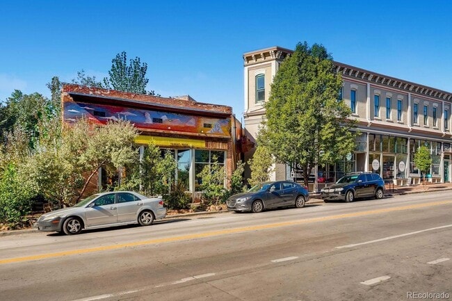 Building Photo - 2915 Umatilla St