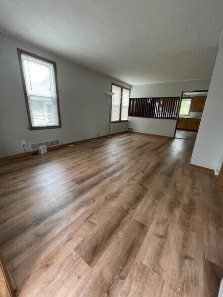 Building Photo - 1228 Ellis St