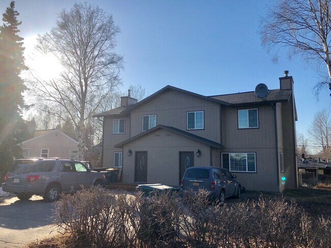 Building Photo - 4808 Malibu Rd