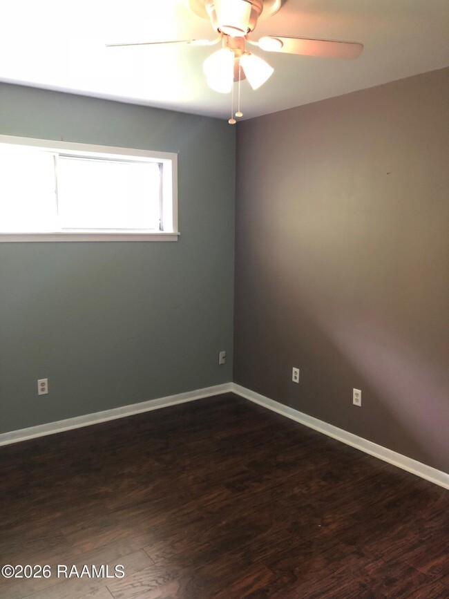 Building Photo - 108 Billeaud Ln