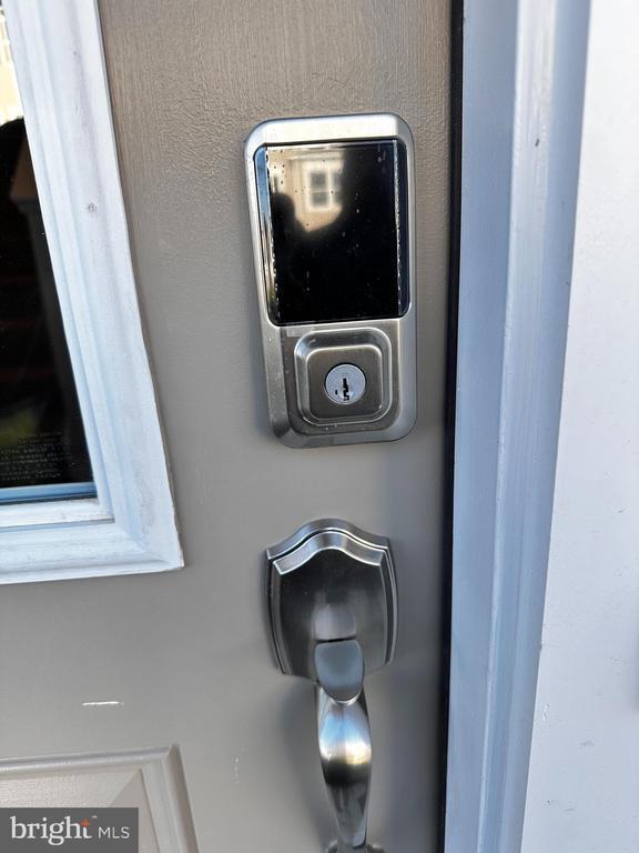 Building Photo - 30 Trotting Rd