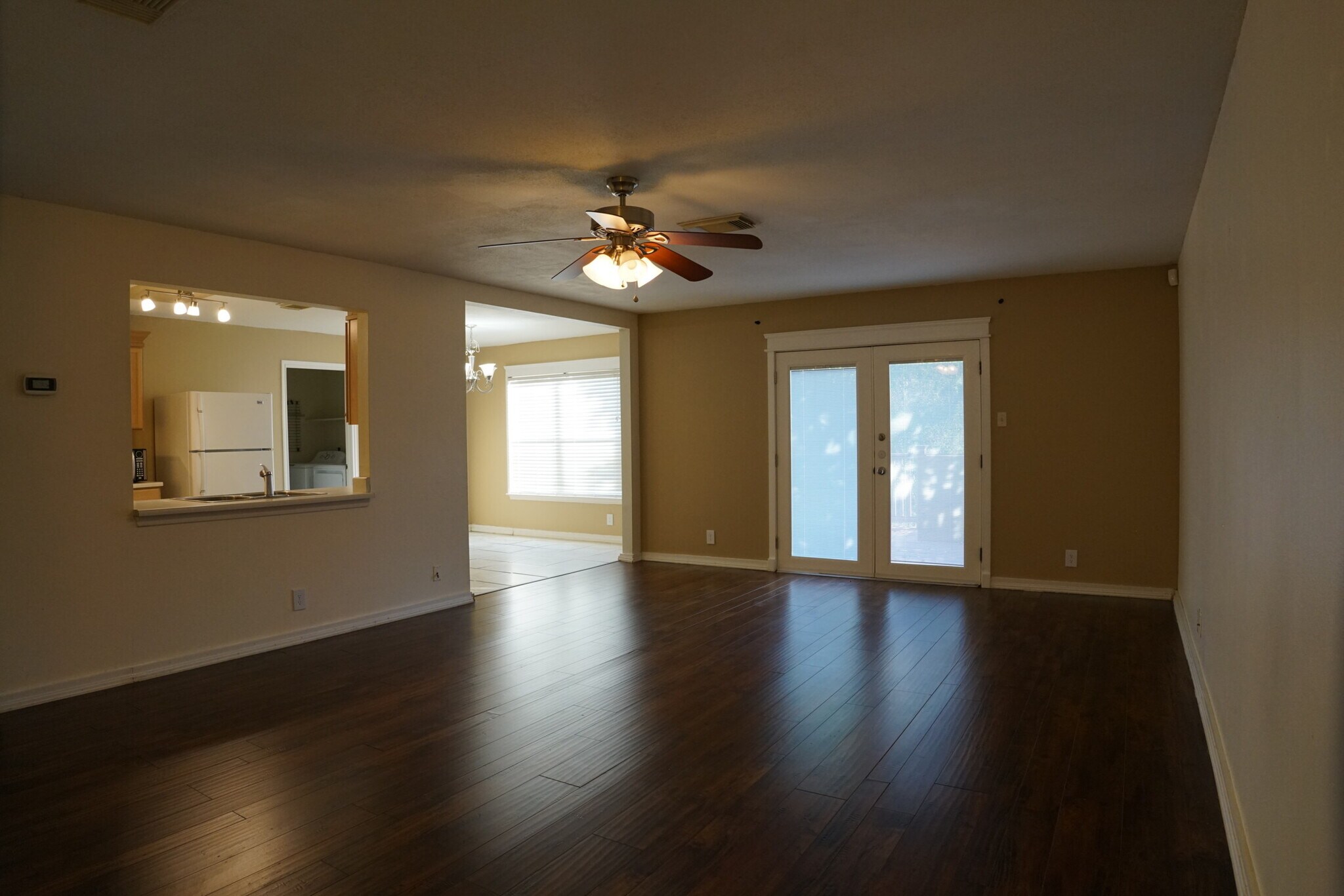 Building Photo - 10022 Sandbrook Hl