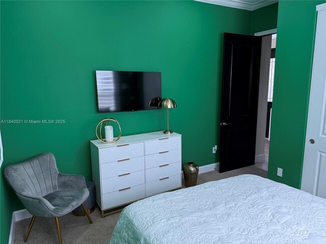 Building Photo - 14814 Wildwood Cir