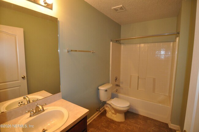Building Photo - 1414 Blue Eagle Way E