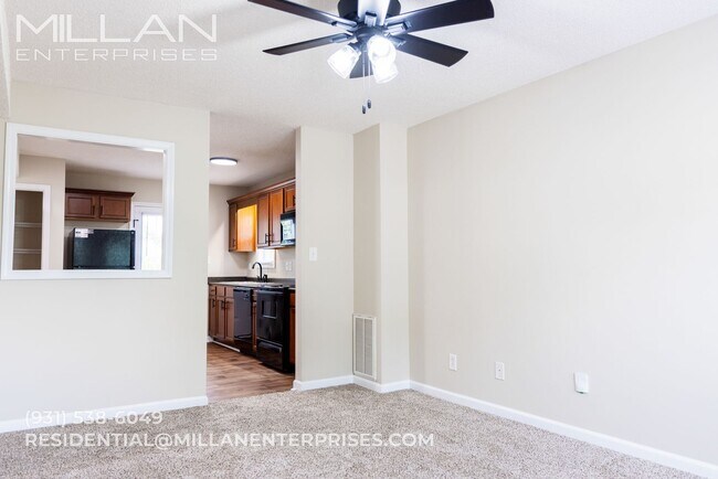 Building Photo - 100 Sango Place Villas Dr