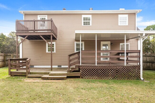 Building Photo - 1106 Victoria Dr