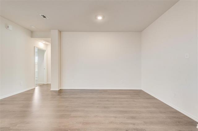 Building Photo - 4016 Huntington Dr