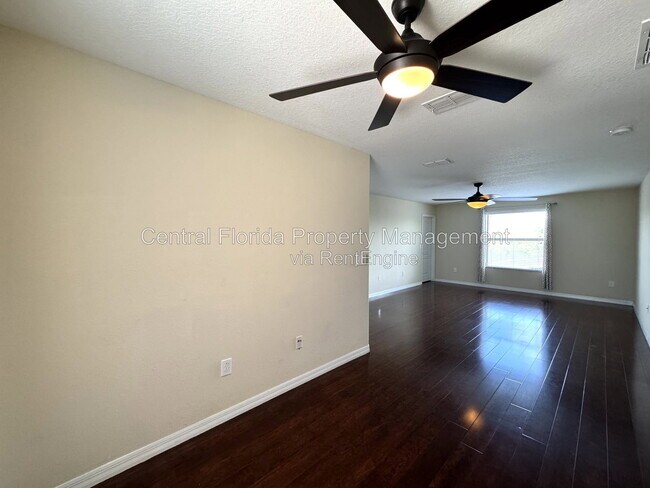 Building Photo - 2890 Spring Breeze Way