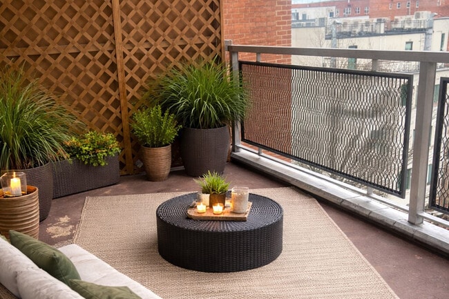 Building Photo - 3215 Avenue H