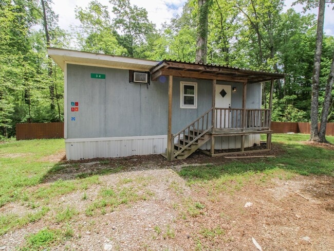Building Photo - Charming Tiny Home in Peaceful Country Set...