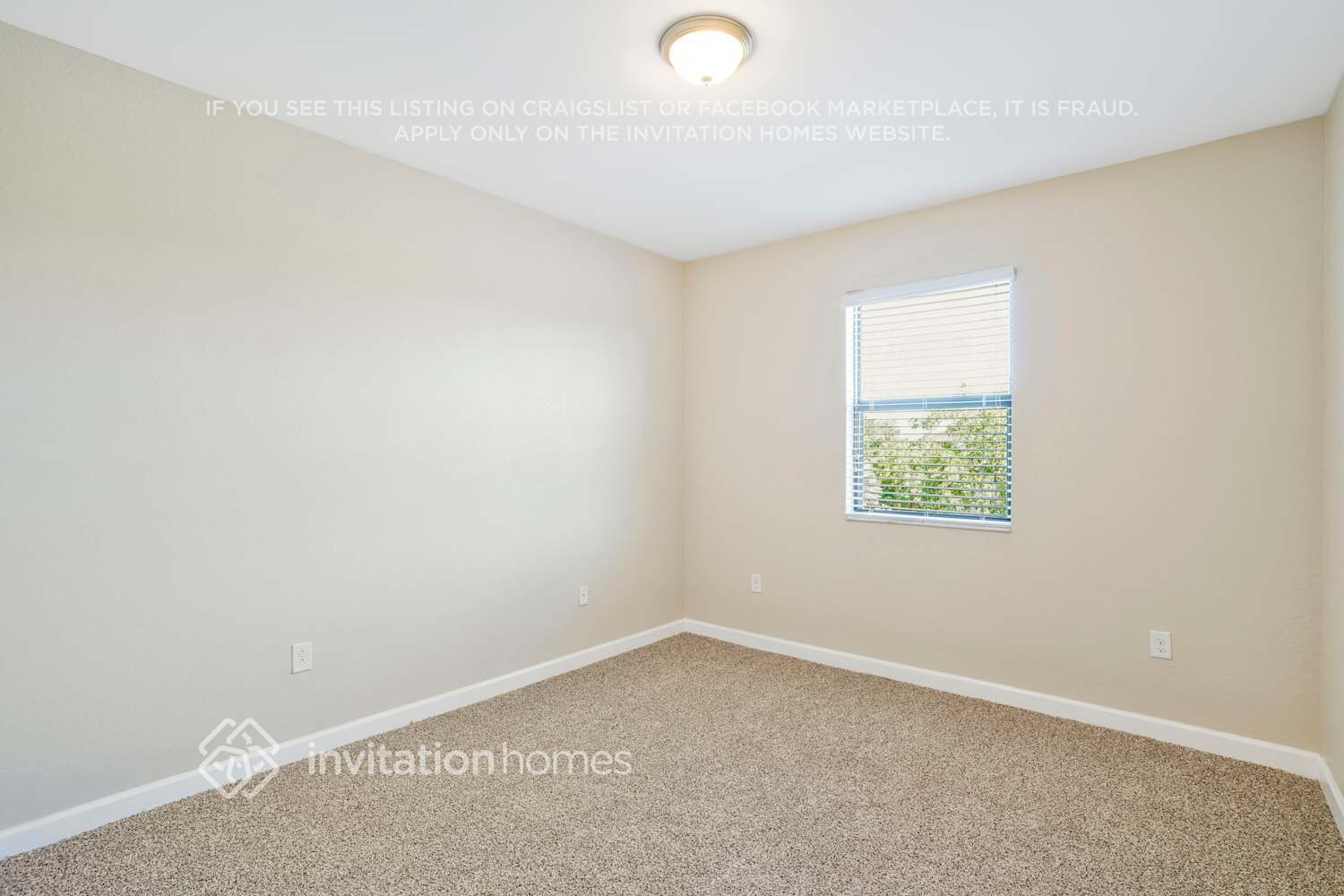 Building Photo - 23391 SW 118 Ave