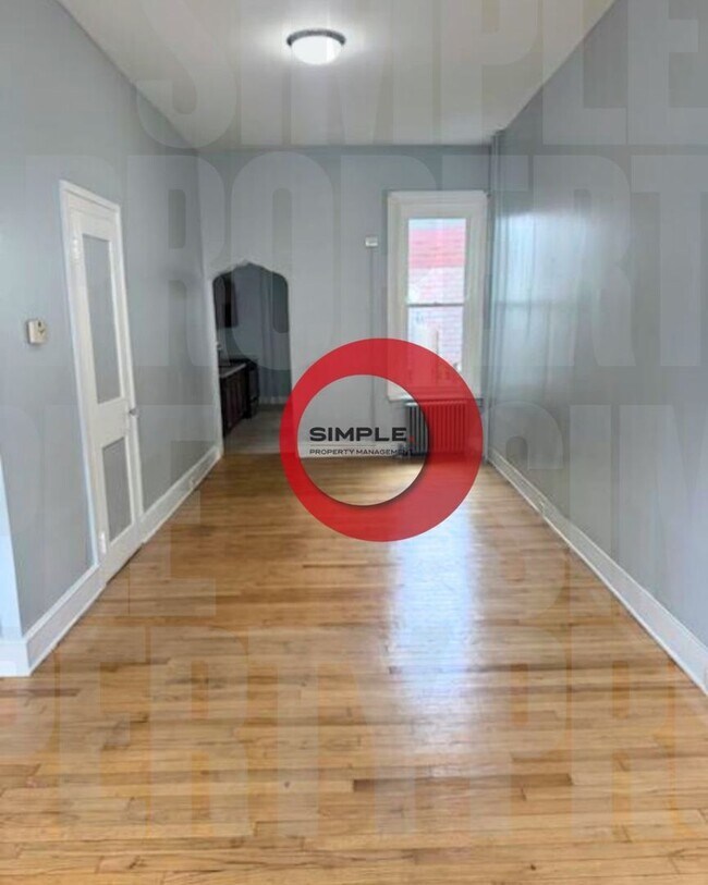 Primary Photo - 1048 Chestnut St