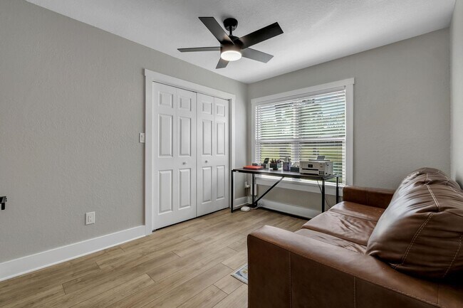 Building Photo - 6605 Donerail Trail